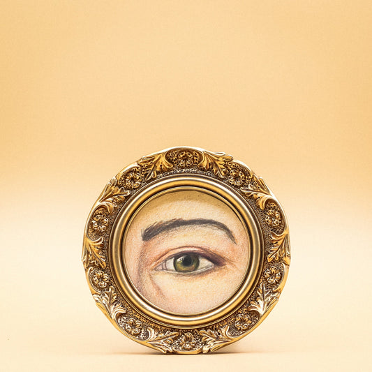 Afternoon Lover's Eye Portrait - Hazel Eye in Round Frame - 4.75"