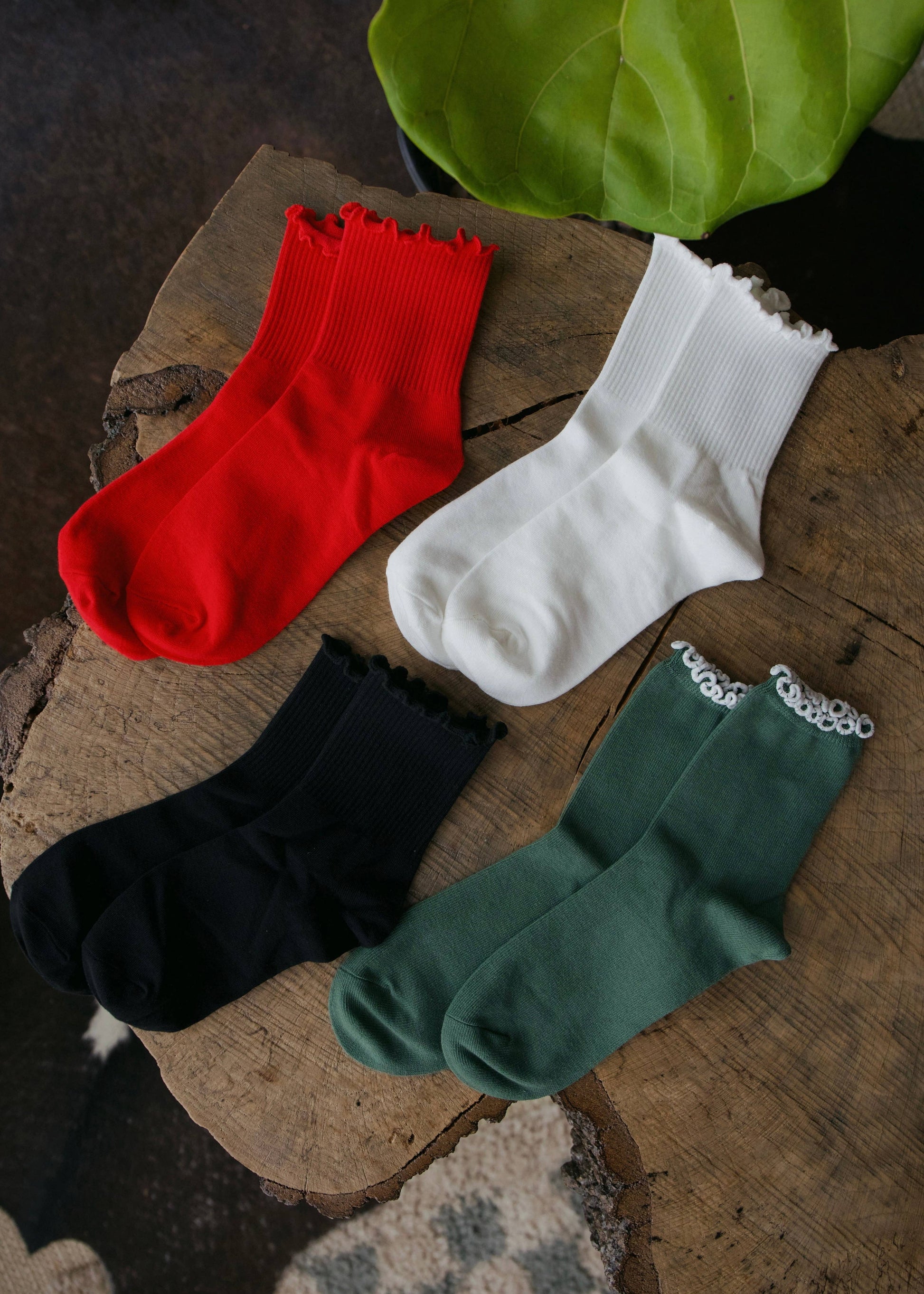 Beaten Path Co RUFFLE RIB QUARTER SOCK PACK - 4 pairs