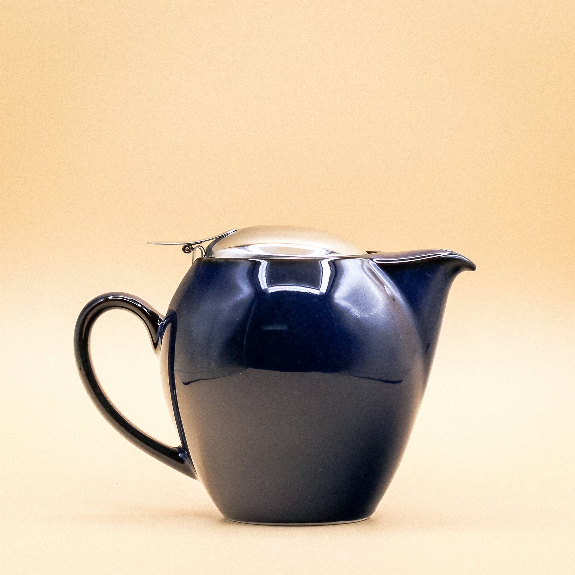 ZERO JAPAN USA Oval Ceramic Teapot 20oz  - Indigo Blue