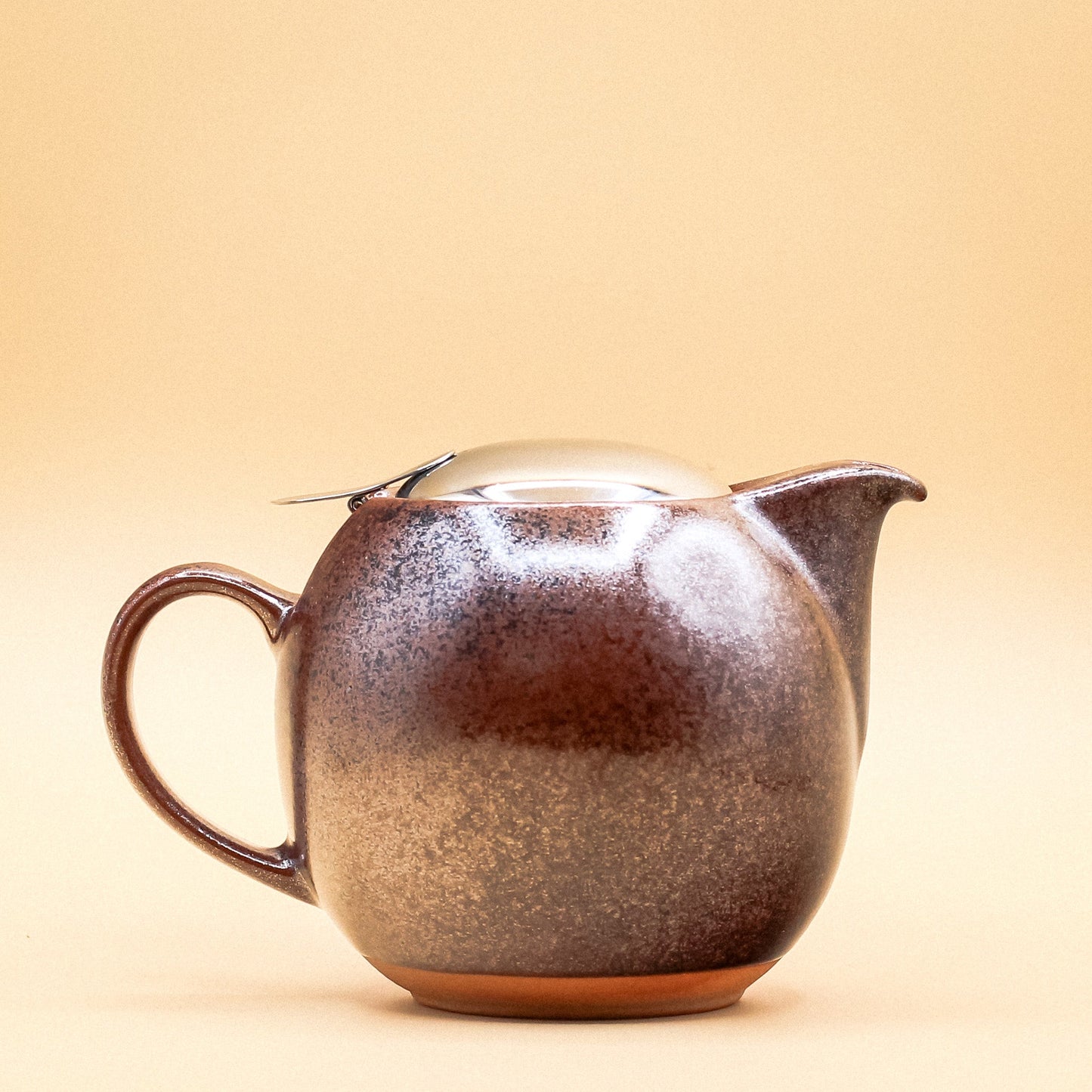 ZERO JAPAN USA Round Ceramic Teapot for Two - Iron Brown